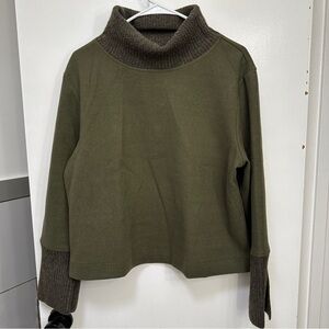 NWT Banana Republic Sweater